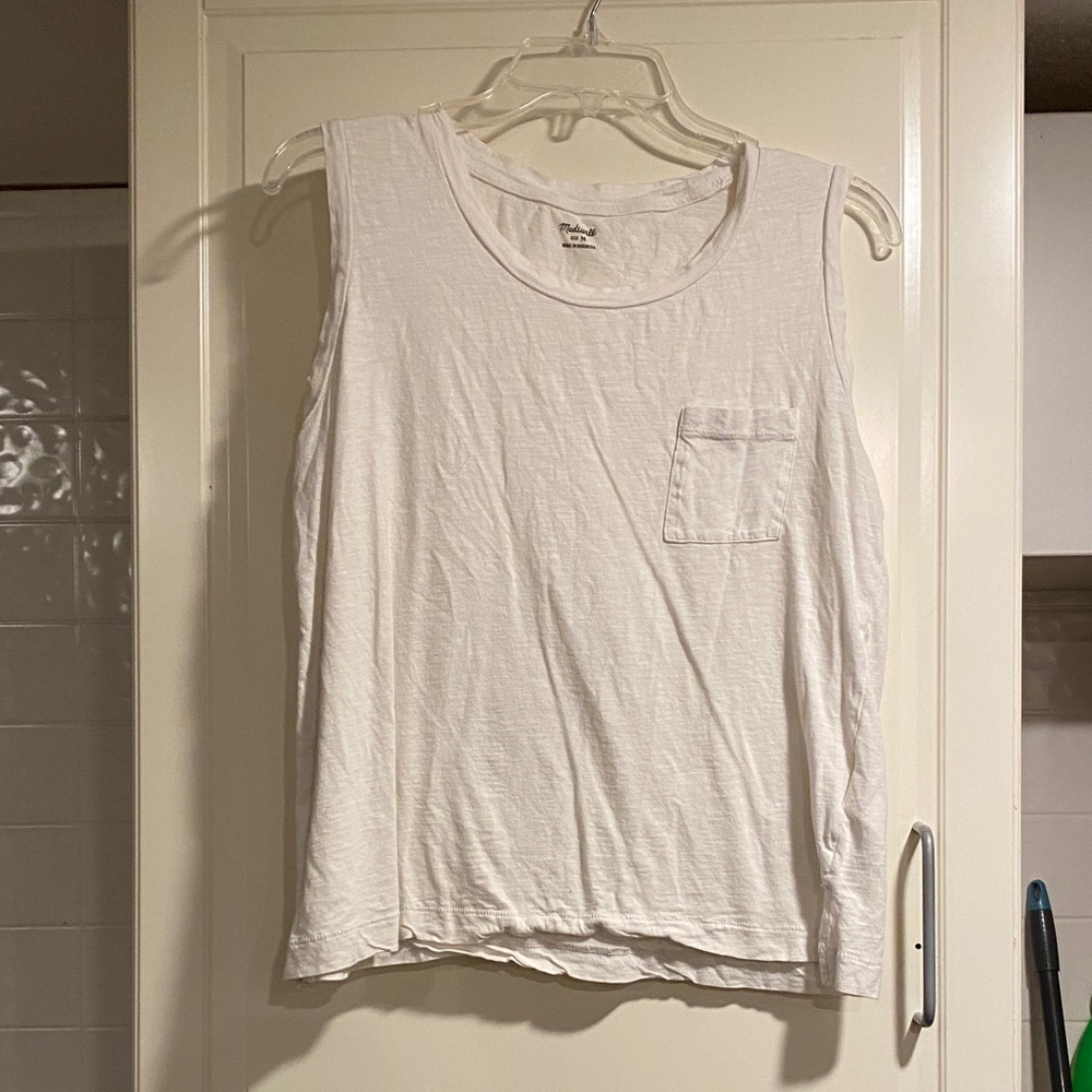 EUC Madewell white tank with Pocket size medoum